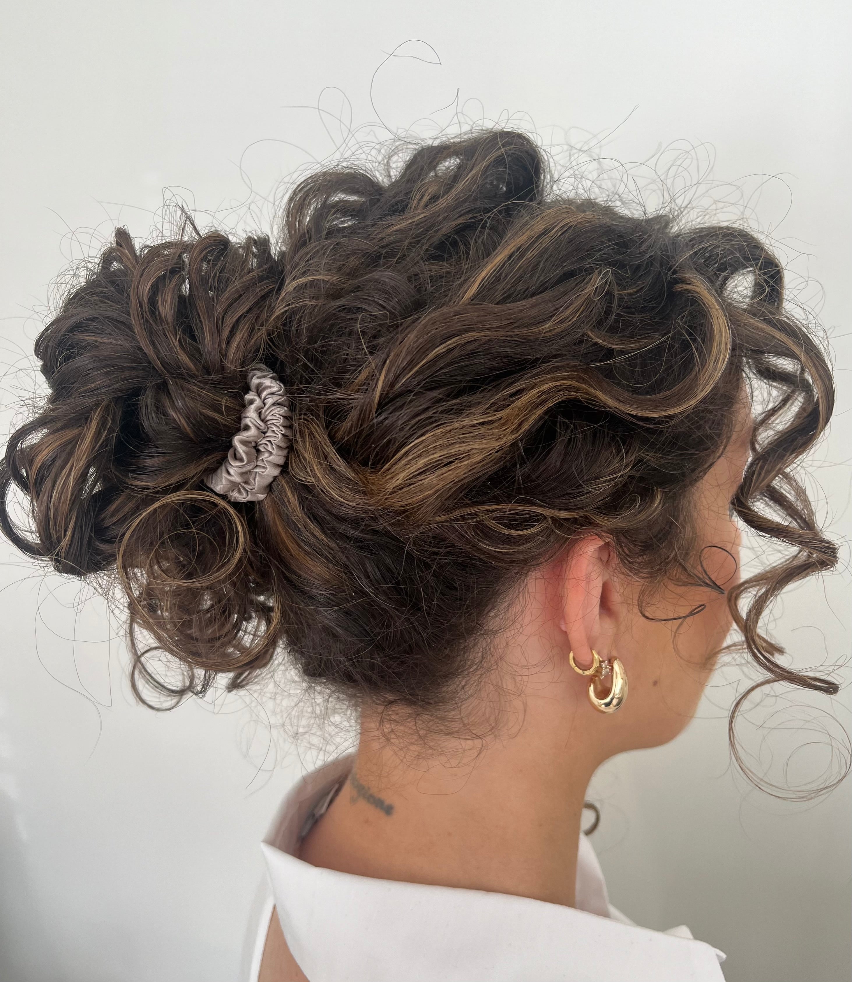 The Sleek Scrunchie (set of 3) - Platinum