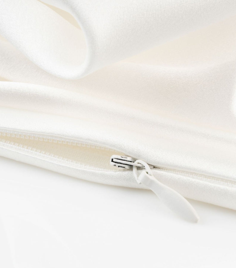 Adults’ White Pillowcases (Set of 2)