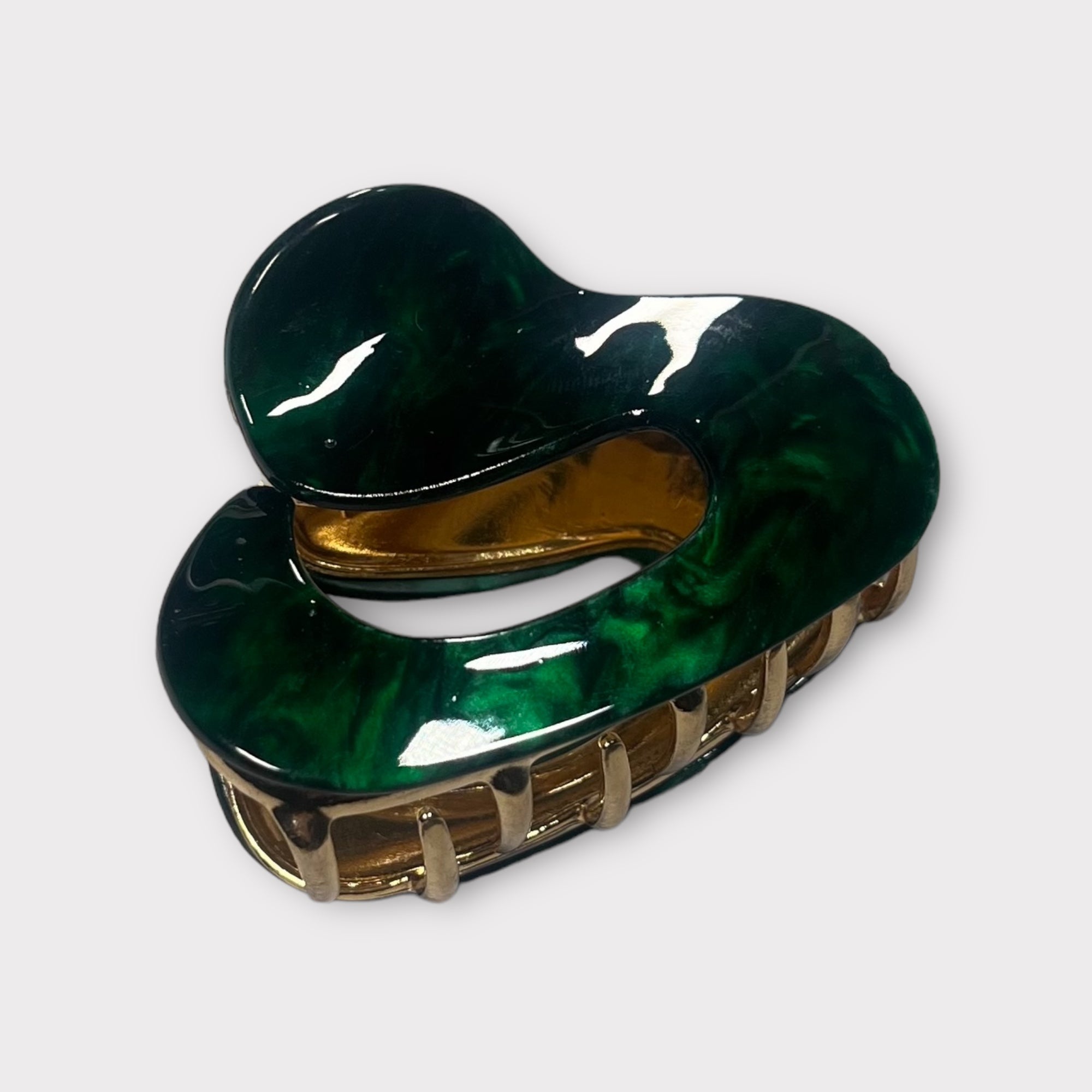 “Claire” Curved Claw