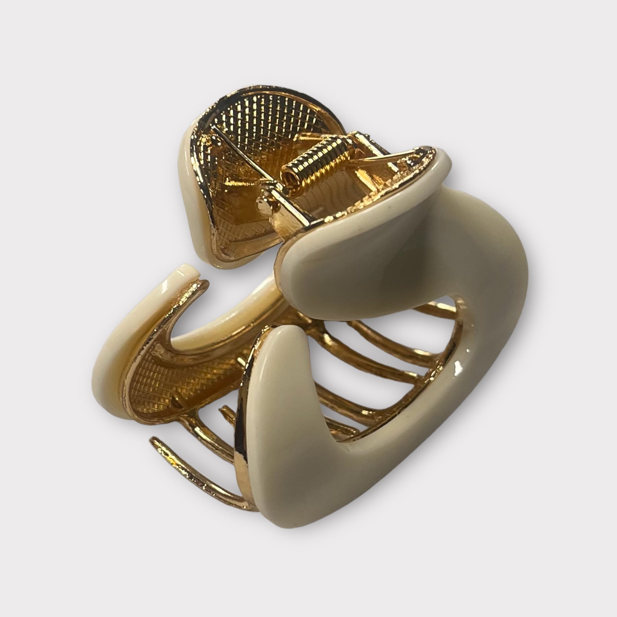 “Becca” Curved Claw