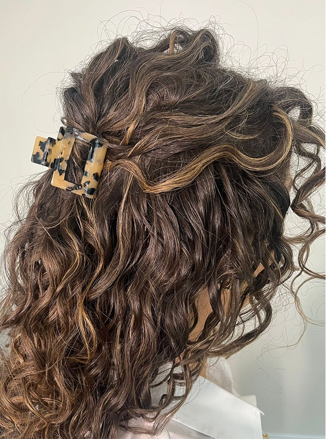 ”Megan” Mini Claw